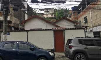Imagem: Duque de Caxias, 25 de Agosto, 3 casas com