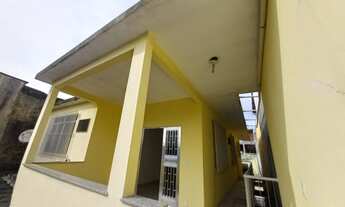 Imagem 4: Casa Sobrado, com 2 quartos, 1 suíte, sala, cozinha, banheiro, área de serviço e gourmet