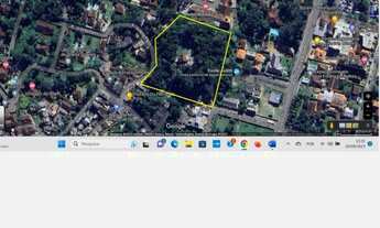 Imagem: Sítio com área de 12.000m2, casa sede