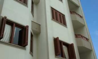 Imagem 2: 3 dormitórios, 1 suítes, 3 banheiro, 1 vaga na garagem, 120M² de Área Construída