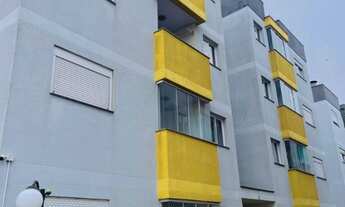 Imagem: 2 dormitórios, 1 banheiros, 1 vaga na garagem