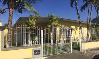 Imagem: 3 dormitórios, 1 suítes, 3 banheiro, 1