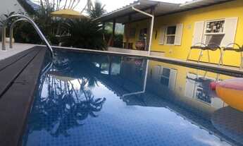 Imagem: 4 dormitórios, 1 suítes, 3 banheiro, 2