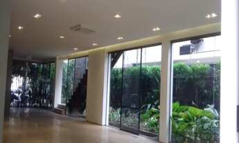 Imagem 1: 4 dormitórios, 4 suíte, 5 banheiro, 6 vagas na garagem