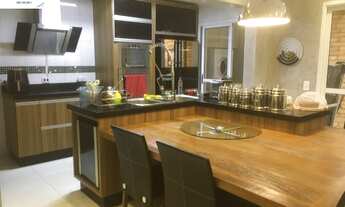 Imagem 2: Sobrado maravilhso no CONDOMINIO RESERVA DA SERRA com 240 m² sendo 3 dormitórios 2 suítes