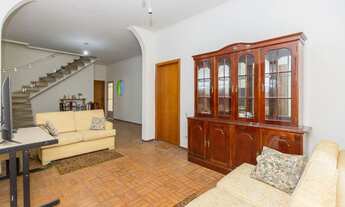 Imagem: 4 dormitórios na Rua Camundo