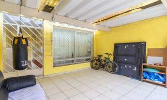 Imagem: 3 dormitórios, 1 suítes, 5 banheiro, 2