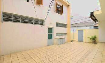 Imagem 4: 3 dormitórios, 1 suítes, 4 banheiro, 3 vagas na garagem, 330M² de Área Construída