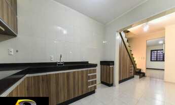 Imagem 5: Sobrado para venda com 250 m² no Demarchi em SBC, sendo 3 dormitórios, 1 suíte, amplo te