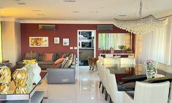 Imagem 2: 4 dormitórios na Rua Cândido Lacerda