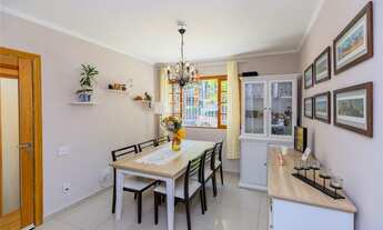 Imagem 2: 3 dormitórios na Rua Afonso Bandeira De Melo