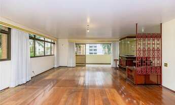 Imagem 4: 4 dormitórios na Rua Albuquerque Lins