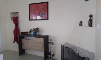 Imagem 7: Sobrado com 03 dormitórios, suíte com hidromassagem, lareira, piscina e excelente acabamen