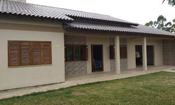 Imagem 6: Excelente imóvel de 4 dormitórios e terreno diferenciado em local tranquilo, próximo ao ce