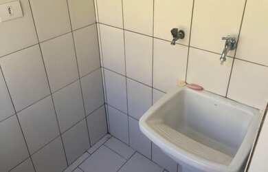 Imagem 7: 2 dormitórios, 1 banheiros, 1 vaga na garagem, 56M² de Área Construída, 56M² de Área Total