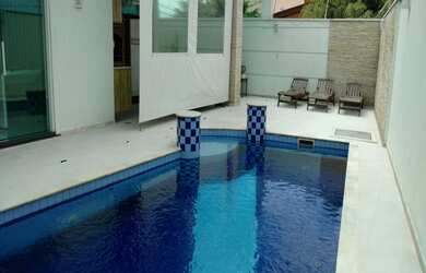 Imagem 2: 3 dormitórios, 3 suíte, 4 banheiro, 4 vagas na garagem, 360M² de Área Construída