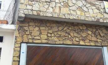 Imagem: 3 dormitórios, 2 banheiro, 1 vaga na garagem