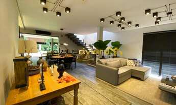 Imagem 2: Casa Alto Padrão (decorada) com 4 suítes em Terreno (grande) e Pertinho da Praia