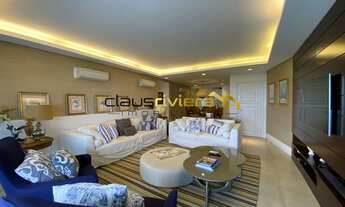 Imagem 4: Apartamento (decorado) Pé na Areia com vista para o mar 3 suítes Temporada na Riviera