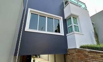 Imagem 2: Sobrado para venda na Vila Granada 3 suítes - 8 vagas - piscina e churrasqueira