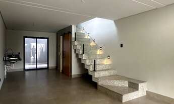 Imagem 4: Imperdível: Casa à venda em São Paulo-SP, Tatuapé. 4 quartos, 1 sala, 1 banheiro, 2 vagas