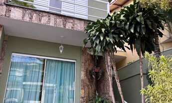 Imagem 2: Casa à venda em São Paulo-SP, no Jardim Textil: 3 quartos, 3 suítes, 216m², 5 vagas. Confi