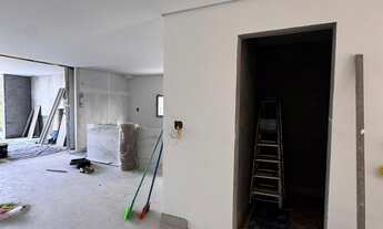 Imagem 4: Imperdível! Casa de alto padrão em condomínio à venda em São Paulo-SP, bairro Mogi das Cru