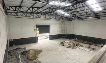 Imagem 6: Sala Comercial para Locação na Vila Carrão, São Paulo-SP: 3 Banheiros, 550m² de Área!