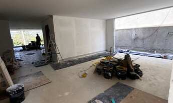 Imagem 2: Imperdível! Casa de alto padrão em condomínio à venda em São Paulo-SP, bairro Mogi das Cru