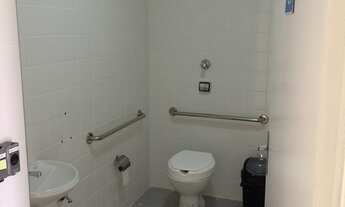 Imagem 4: Imóvel Comercial Espaçoso para Locação no Parque São Lourenço, São Paulo-SP: 1 Sala, 1.975