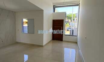 Imagem 4: Casa à venda no Parque Ipiranga em Gravataí, conta com 2 dormitórios, com um design modern