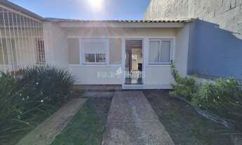 Imagem 1: Casas de 1 e 2 dormitórios com pátio privativo, á venda e Cachoeirinha, próximo ao Centro