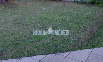 Imagem 7: Vendo casa mobiliada com 5 quartos no centrinho do Nova Tramandaí.. Casa com amplo patio e