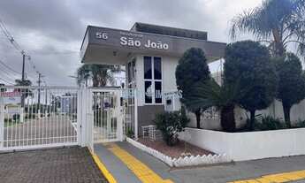 Imagem: Casa com 2 dormitórios, sala de estar e