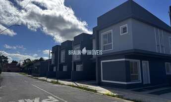 Imagem: Sobrado 2 dormitórios de esquina em Cachoeirinha