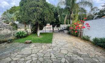 Imagem 6: Casa com 200 M² em excelente localização em Cachoeirinha Próximo a Vários estabelecimentos