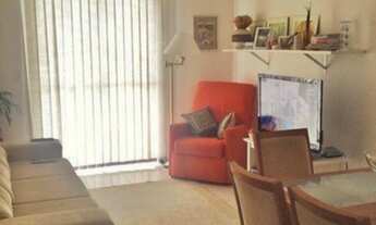 Imagem 2: 2 dormitórios, 1 suítes, 2 banheiro, 1 vaga na garagem, 70M² de Área Construída