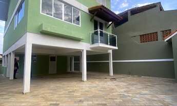 Imagem: LOTE INTEIRO E SOBRADO ISOLADO