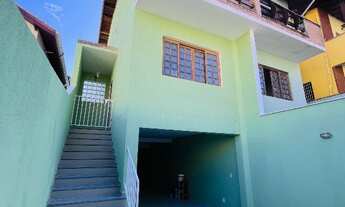 Imagem: Casa em Condomínio de Luxo em Taboão da