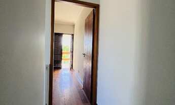 Imagem 6: Casa em Condomínio de Luxo em Taboão da Serra-SP, com 3 Quartos, 2 Suítes e 3 Vagas de Gar