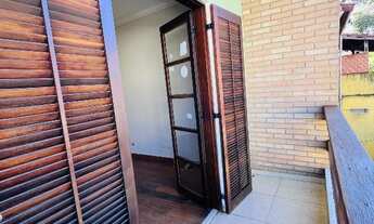 Imagem 7: Casa em Condomínio de Luxo em Taboão da Serra-SP, com 3 Quartos, 2 Suítes e 3 Vagas de Gar