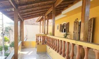 Imagem 3: Casa de luxo com 4 suítes no Jardim Mirna, Taboão da Serra-SP: 265m², 3 salas, 5 banheiros