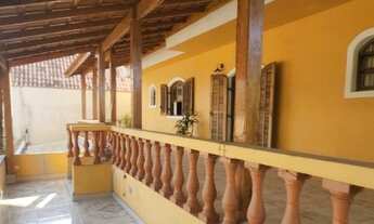 Imagem 4: Casa de luxo com 4 suítes no Jardim Mirna, Taboão da Serra-SP: 265m², 3 salas, 5 banheiros