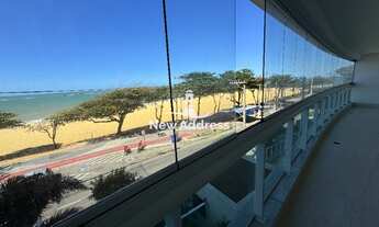 Imagem: 4 suítes, 4 vagas de garagem, de frente