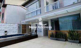 Imagem: Casa duplex de alto padrão à venda em