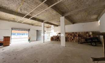 Imagem: Lojão com 180m² à Venda em Santa Paula