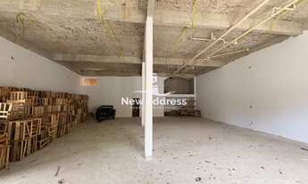 Imagem 4: Lojão com 180m² à Venda em Santa Paula - Pronta para o Seu Negócio!