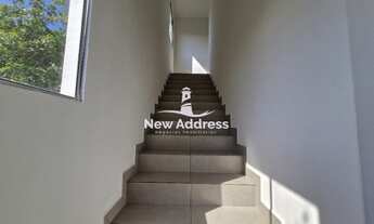 Imagem 5: Casa triplex com vista privilegiada de Vila Velha, sala ampla, suíte com closet e garagem