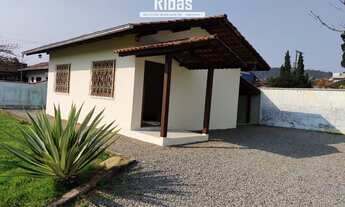 Imagem: 1 dormitório, 1 banheiros, 1 vaga na garagem