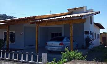 Imagem: 4 dormitórios, 2 banheiro, 2 vagas na garagem